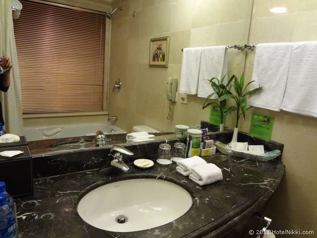 ハワード ジョンソン パラゴン ホテル 北京 バスルーム