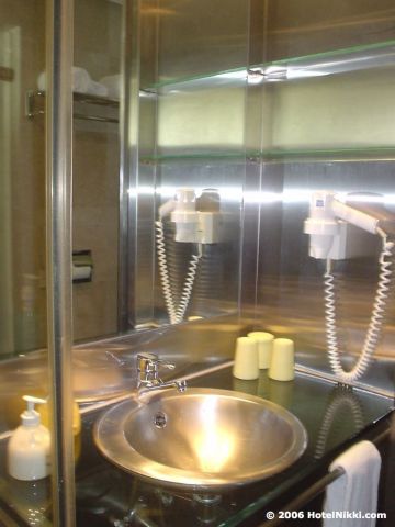 ギャラリーホテルシンガポール バスルーム