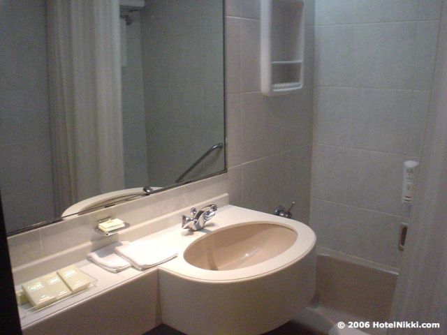 ワーニーガンドンホテル香港 バスルーム