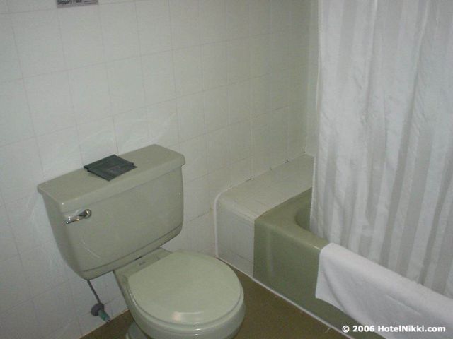 ホテルニューハーバー香港、バスルーム・トイレ