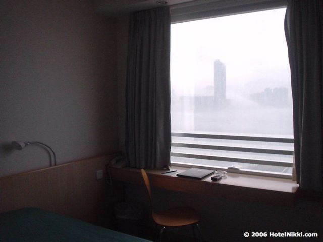 イビス香港ノースポイントホテル、デスク